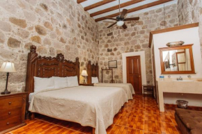  Mansion Serrano Hotel  Эль Фуэрте